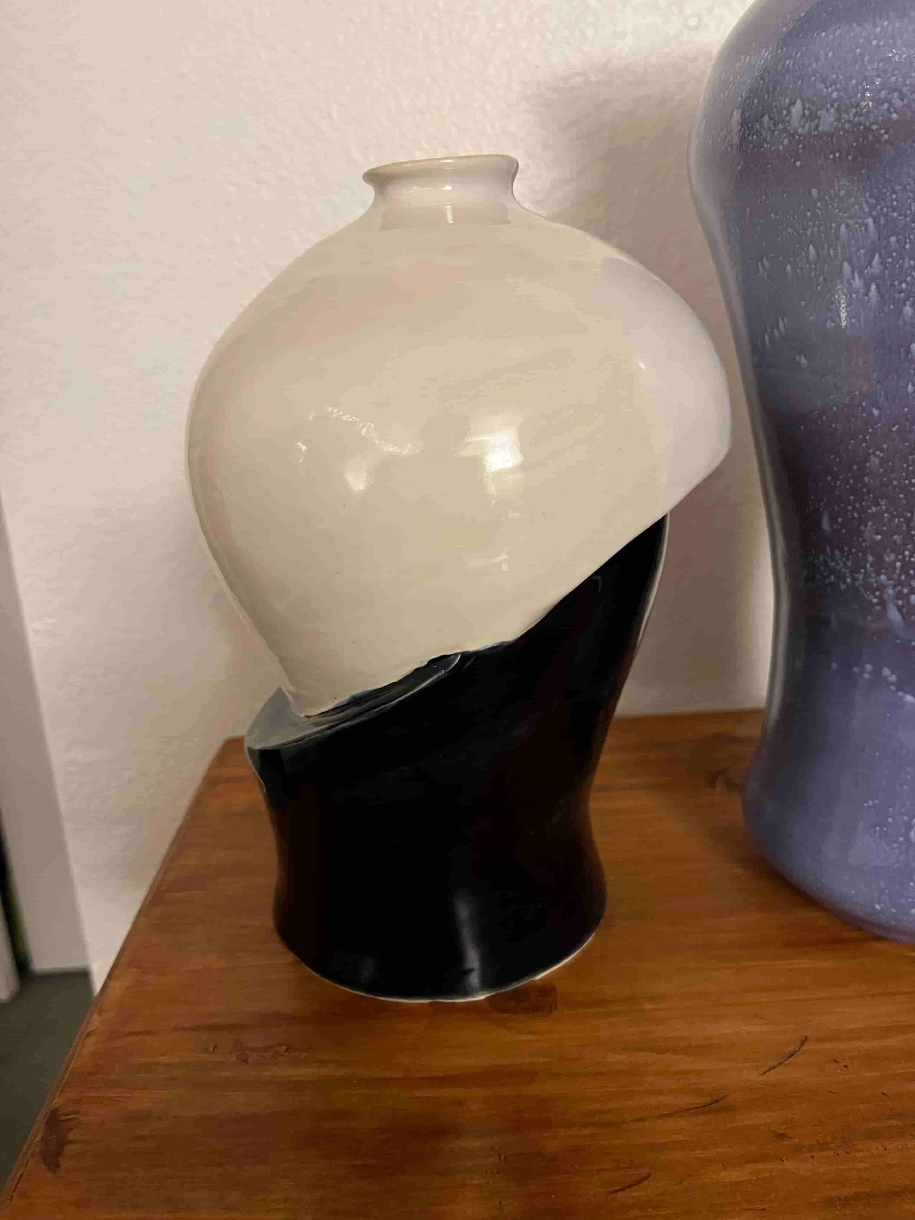 A split vase.
