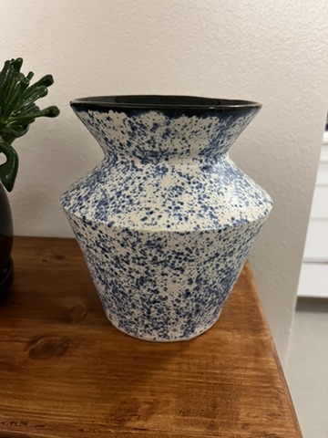 A speckled vase.