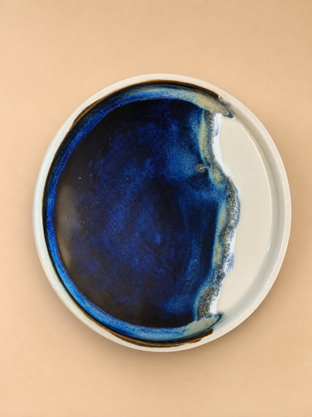 A small beach plate.