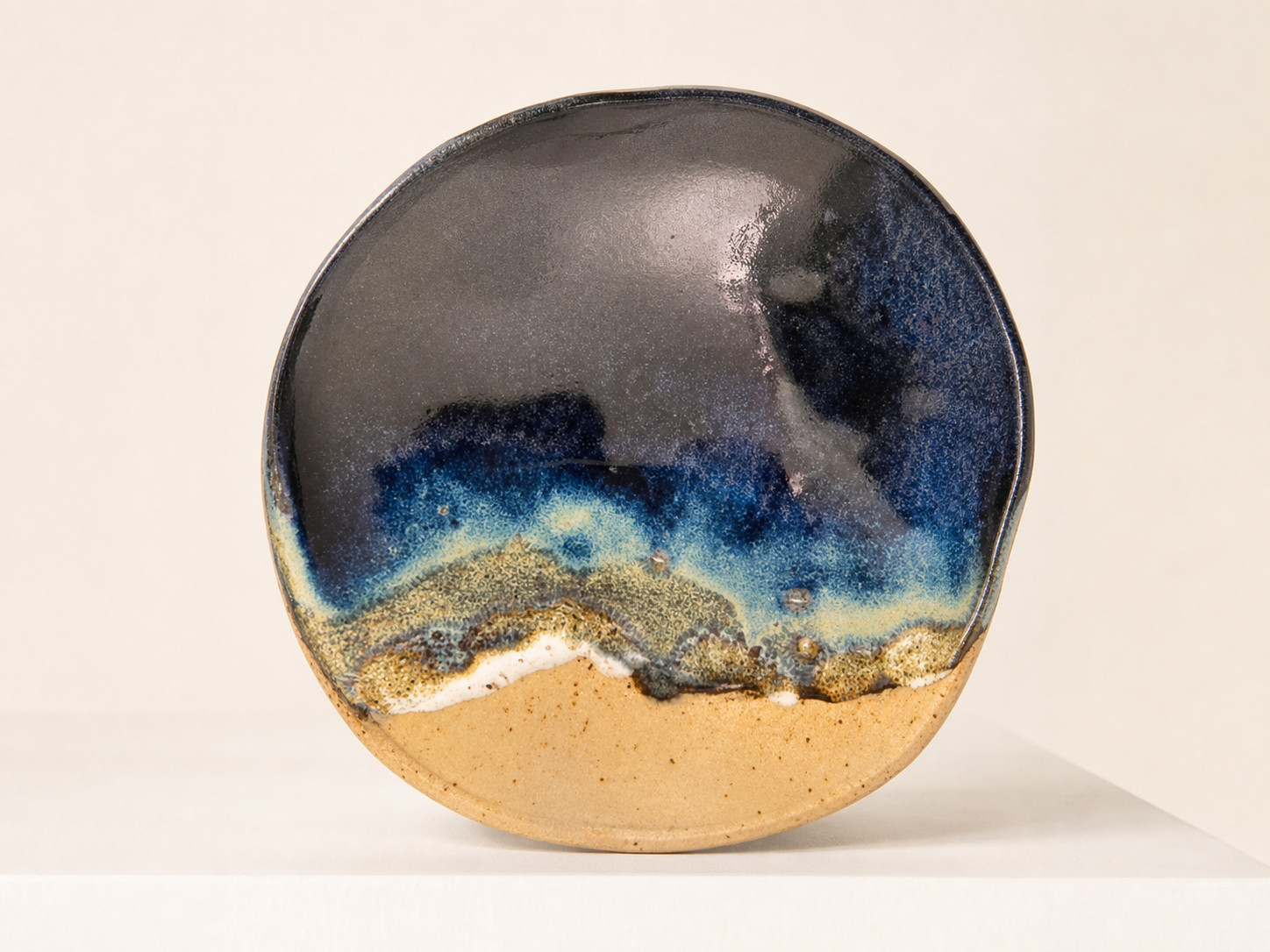 A zoomed-in beach plate.