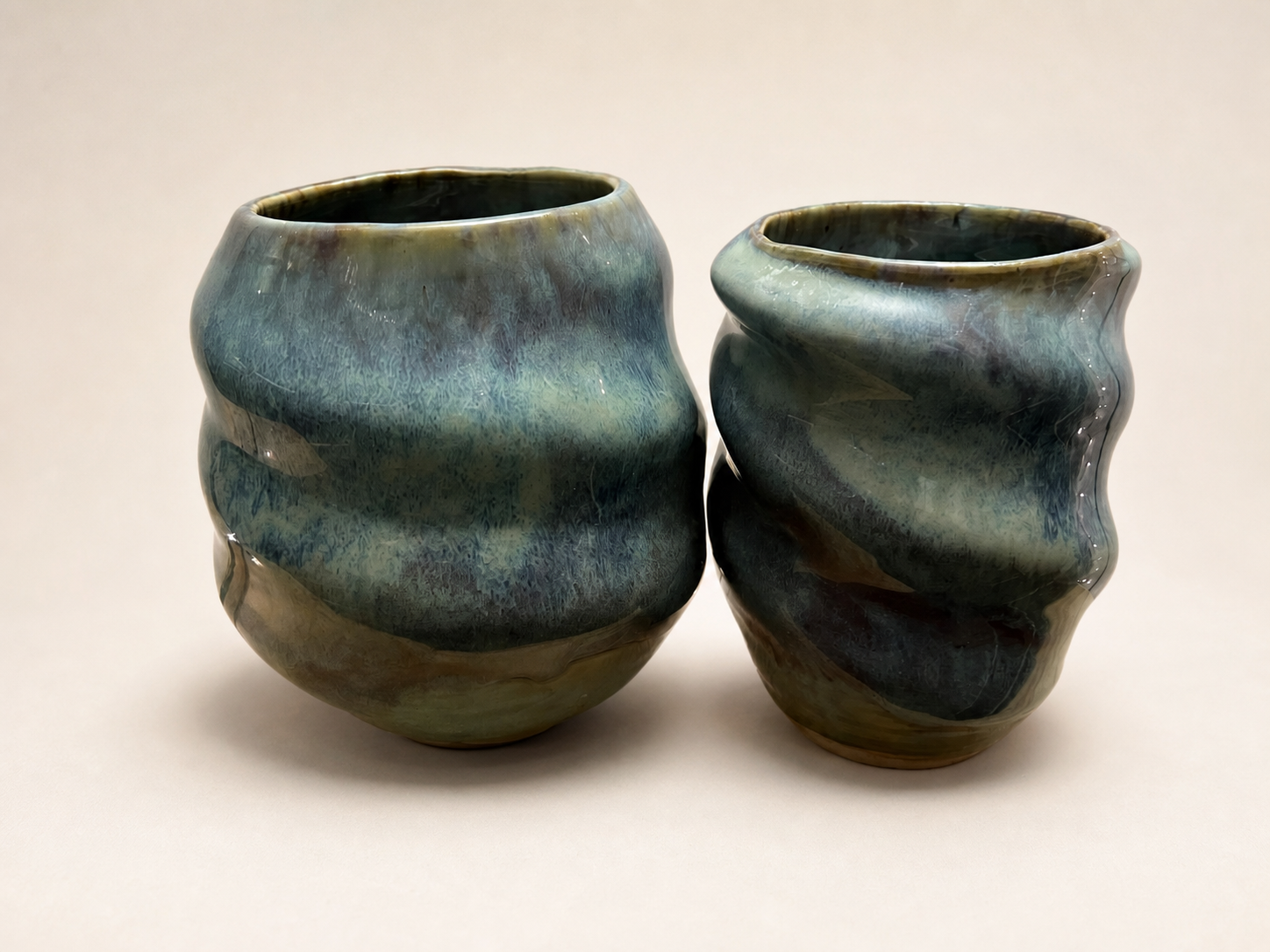 Swily pots.